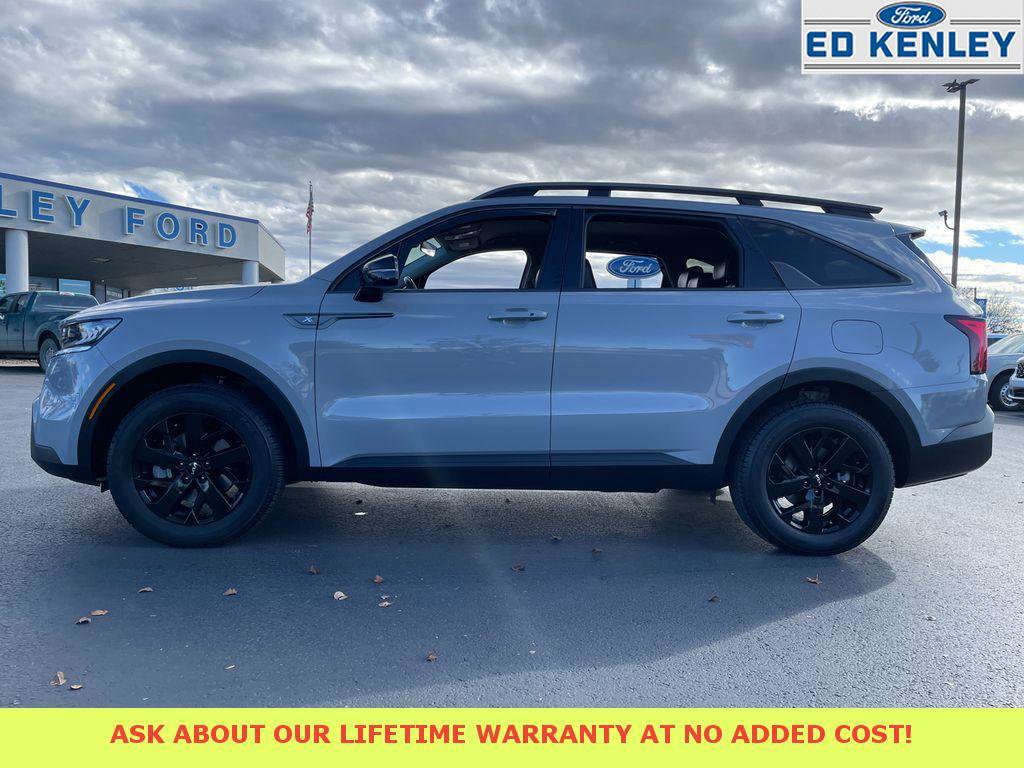 Used 2022 Kia Sorento S image 2