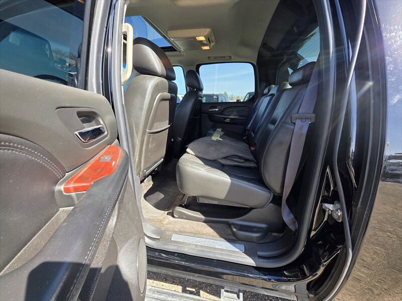 Used 2013 Cadillac Escalade EXT Premium AWD/4WD image 14