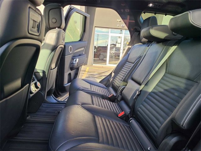 Used 2023 Land Rover Discovery S image 26