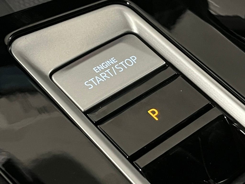 New 2026 Volkswagen Atlas Cross Sport SE image 17