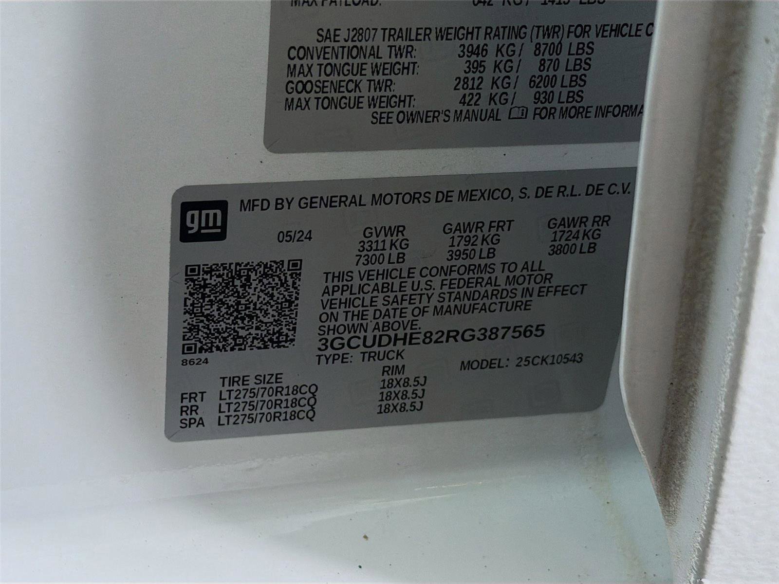 Used 2024 Chevrolet Silverado 1500 ZR2 w/ LPO, Dark Essentials Package image 33