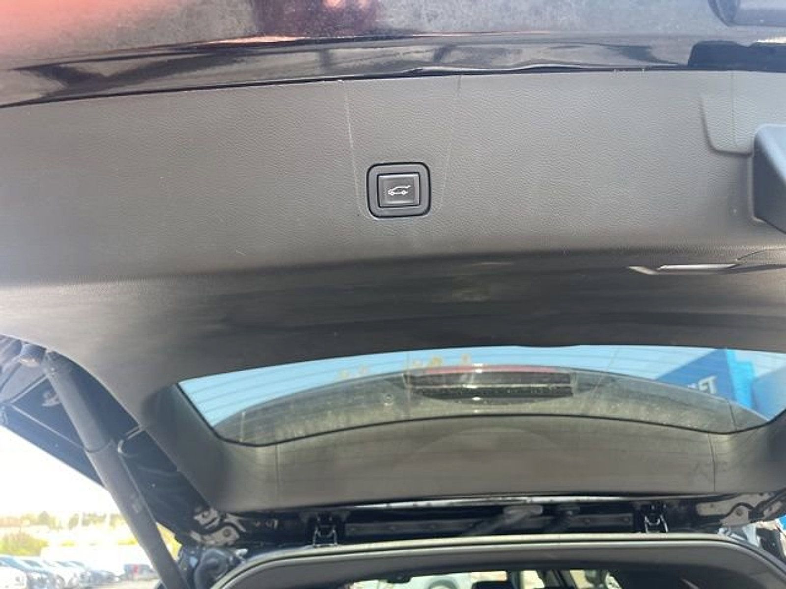 Certified 2023 Chevrolet Traverse RS image 24