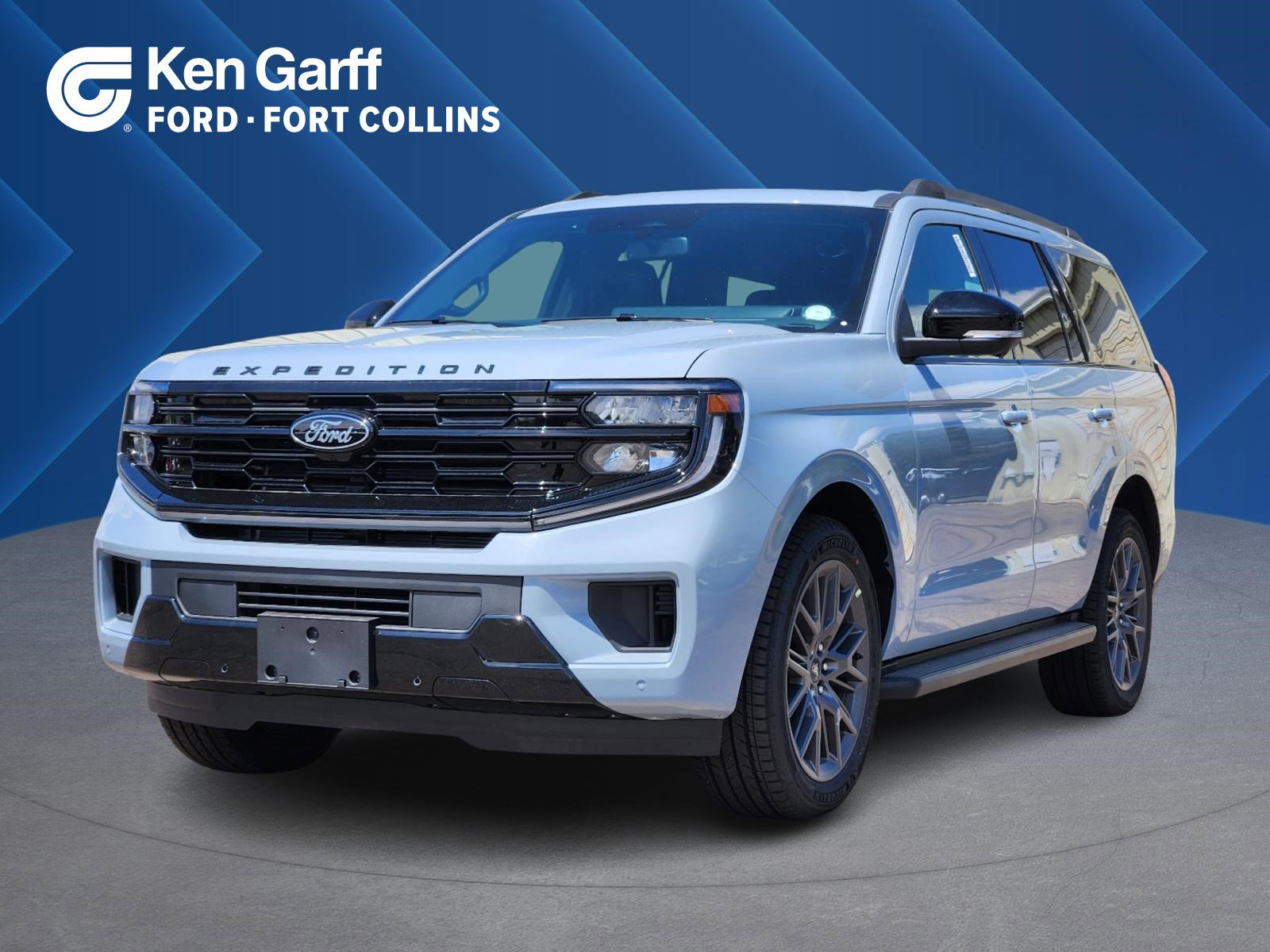 New 2026 Ford Expedition Platinum w/ Stealth Appearance Package