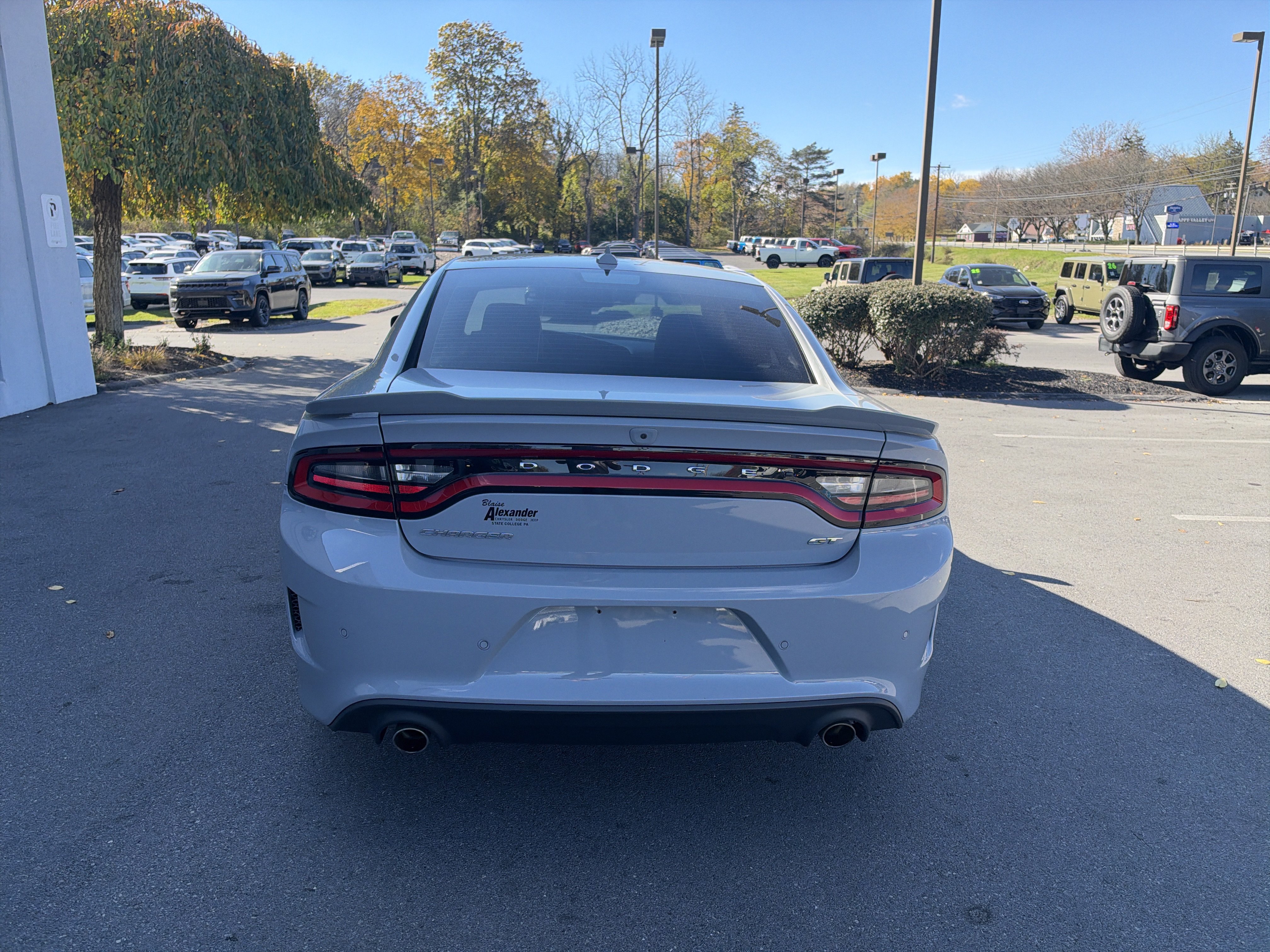 Used 2022 Dodge Charger GT w/ Plus Group RWD image 4