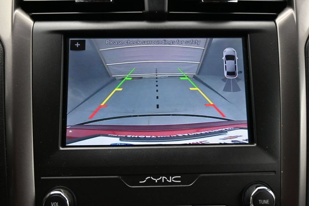 Used 2019 Ford Fusion SE FWD image 21