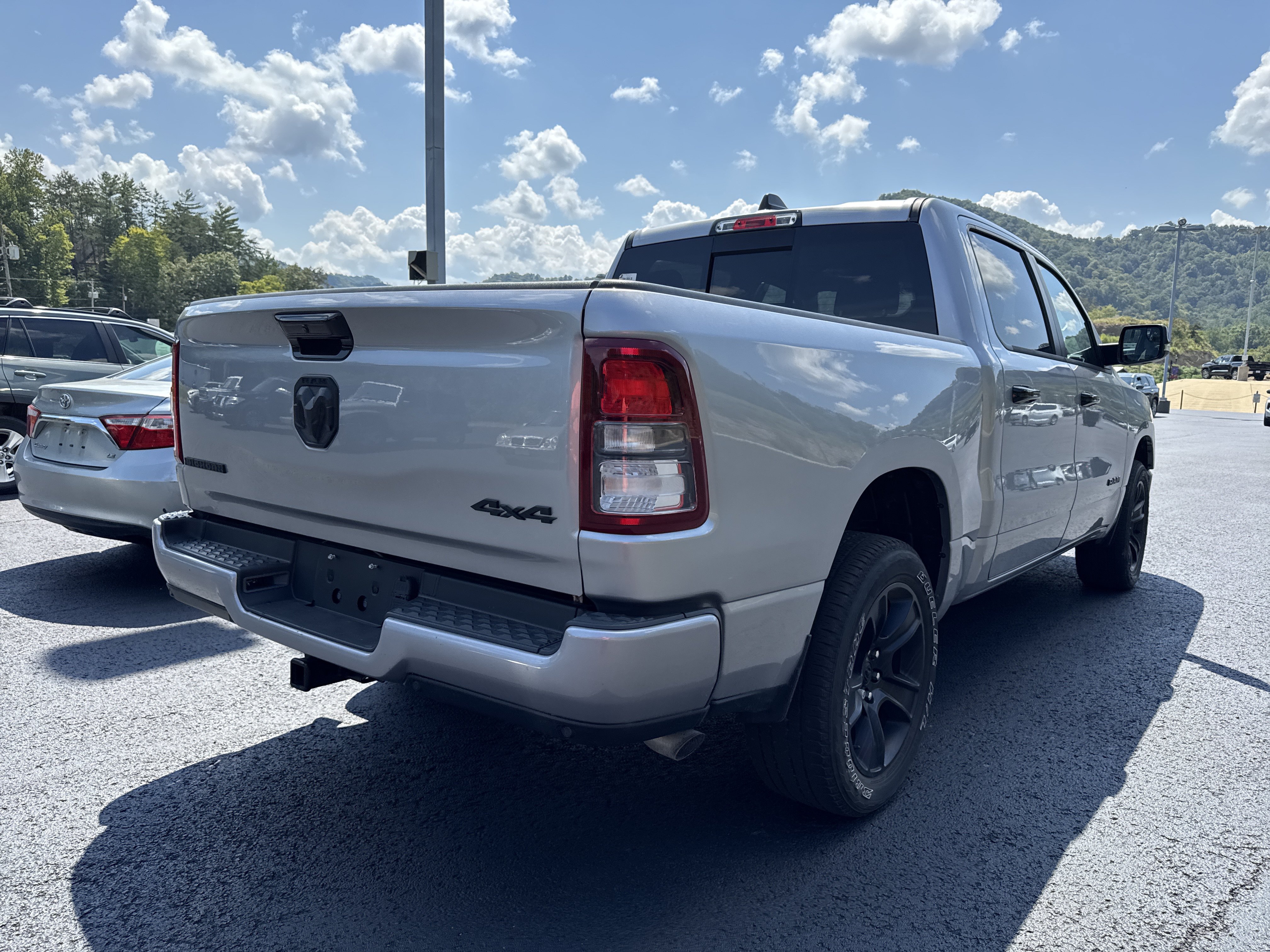 Used 2023 RAM 1500 Big Horn AWD/4WD image 6