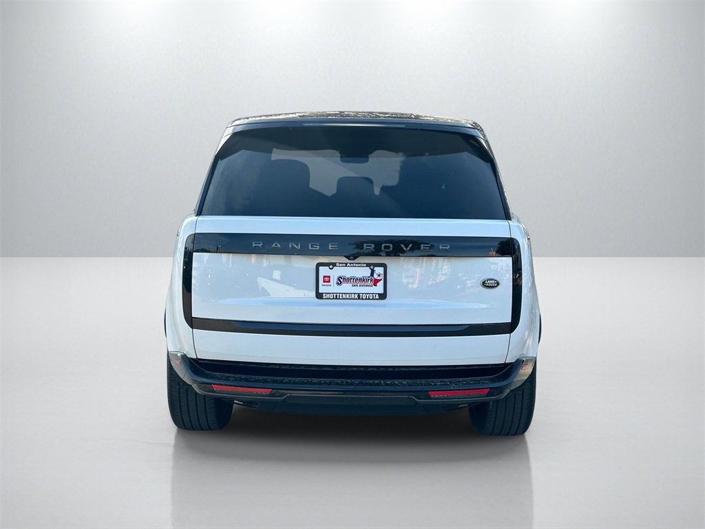 Used 2023 Land Rover Range Rover SE image 6