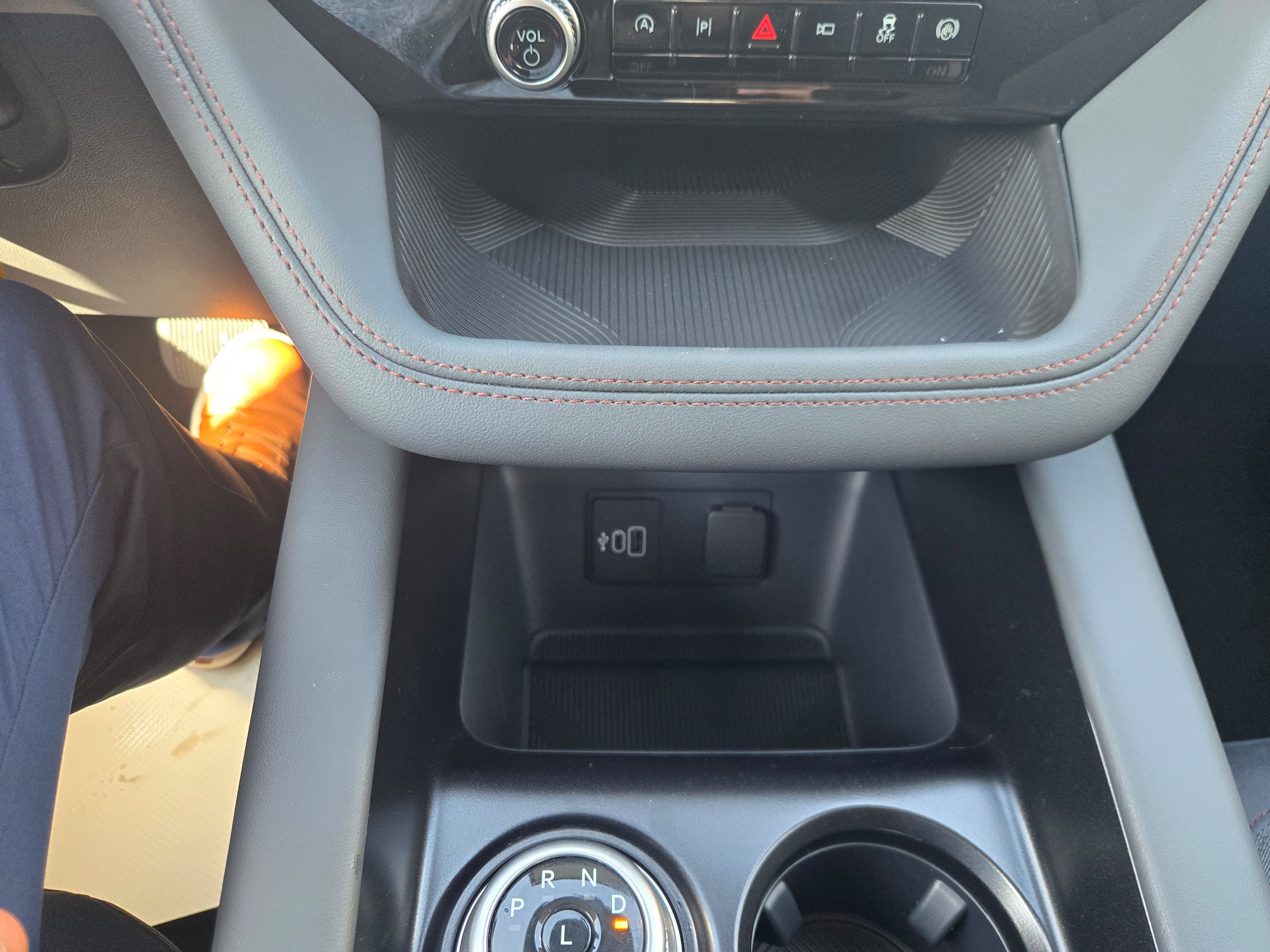 New 2026 Ford Explorer Active AWD/4WD image 23