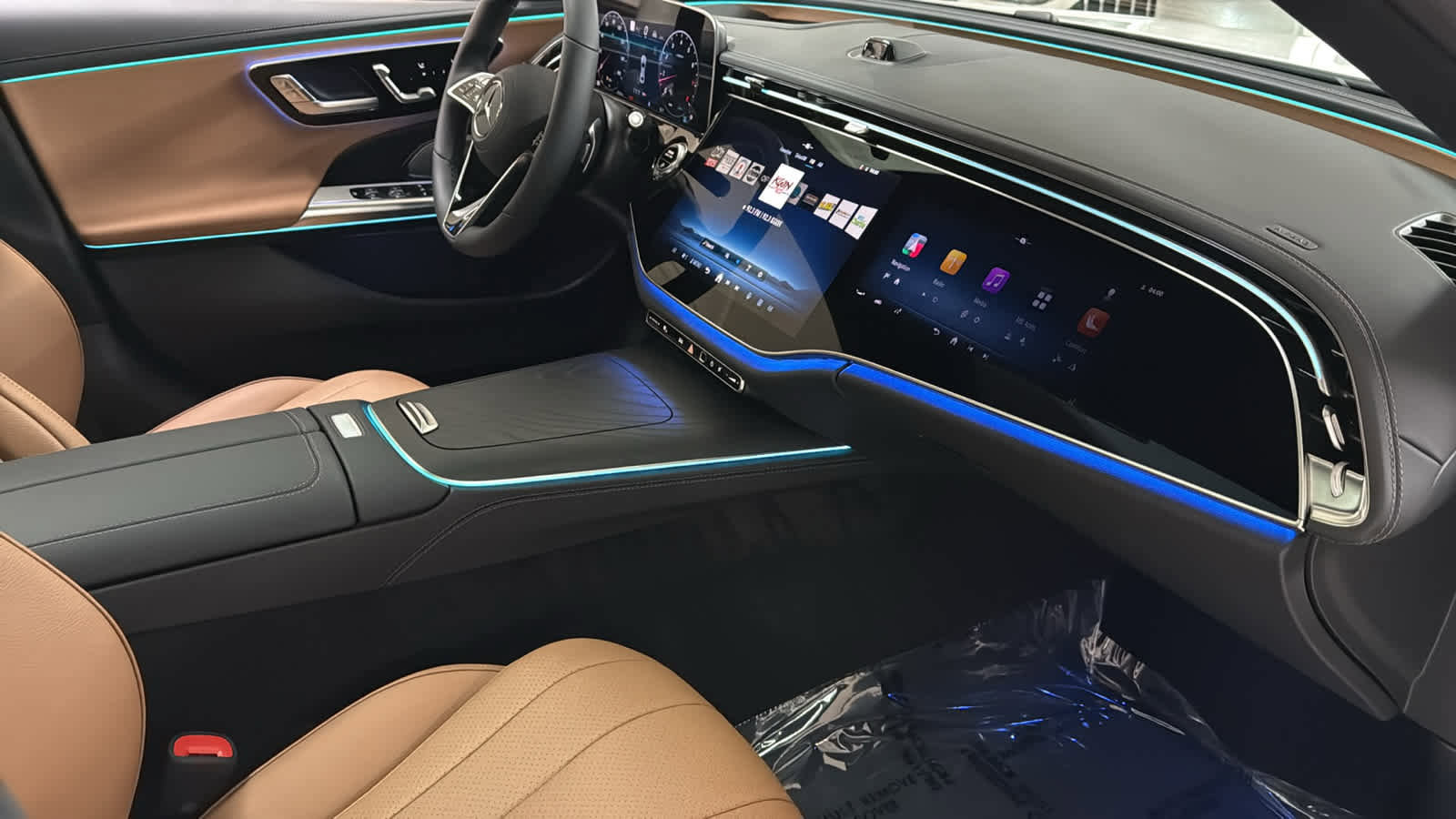 New 2026 Mercedes-Benz E 350 4MATIC Sedan image 37