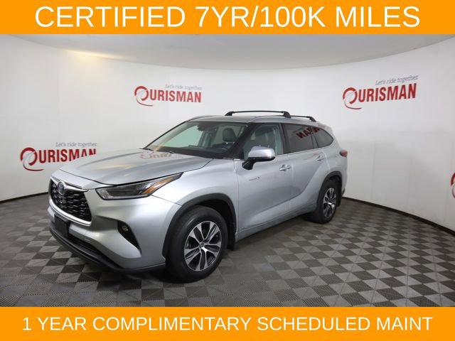 Used 2021 Toyota Highlander XLE AWD/4WD image 4