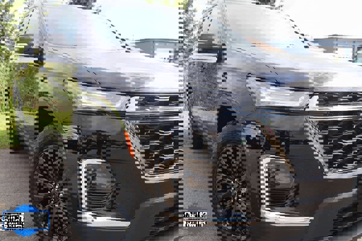 Used 2023 Chevrolet Traverse RS w/ LPO, Floor Liner Package image 21