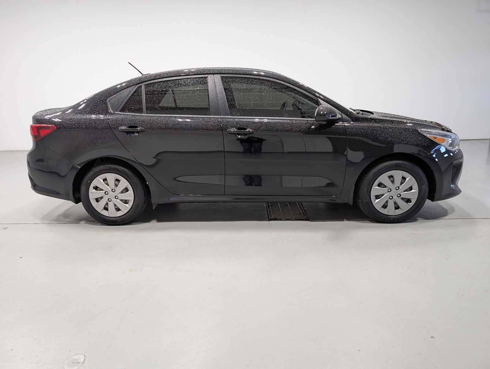 Used 2020 Kia Rio S image 7