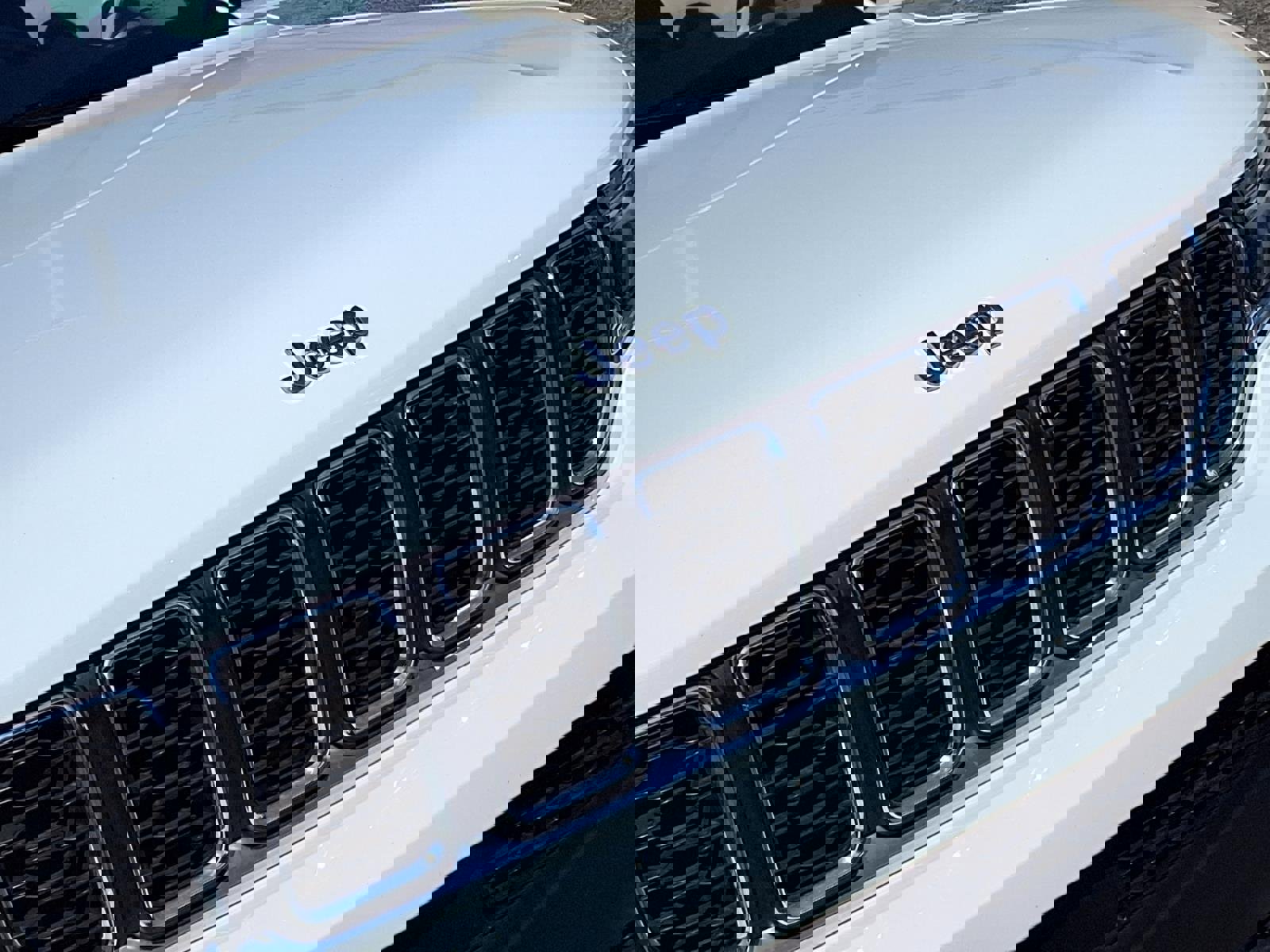 Used 2024 Jeep Grand Cherokee L Laredo w/ Luxury Tech Group I image 29