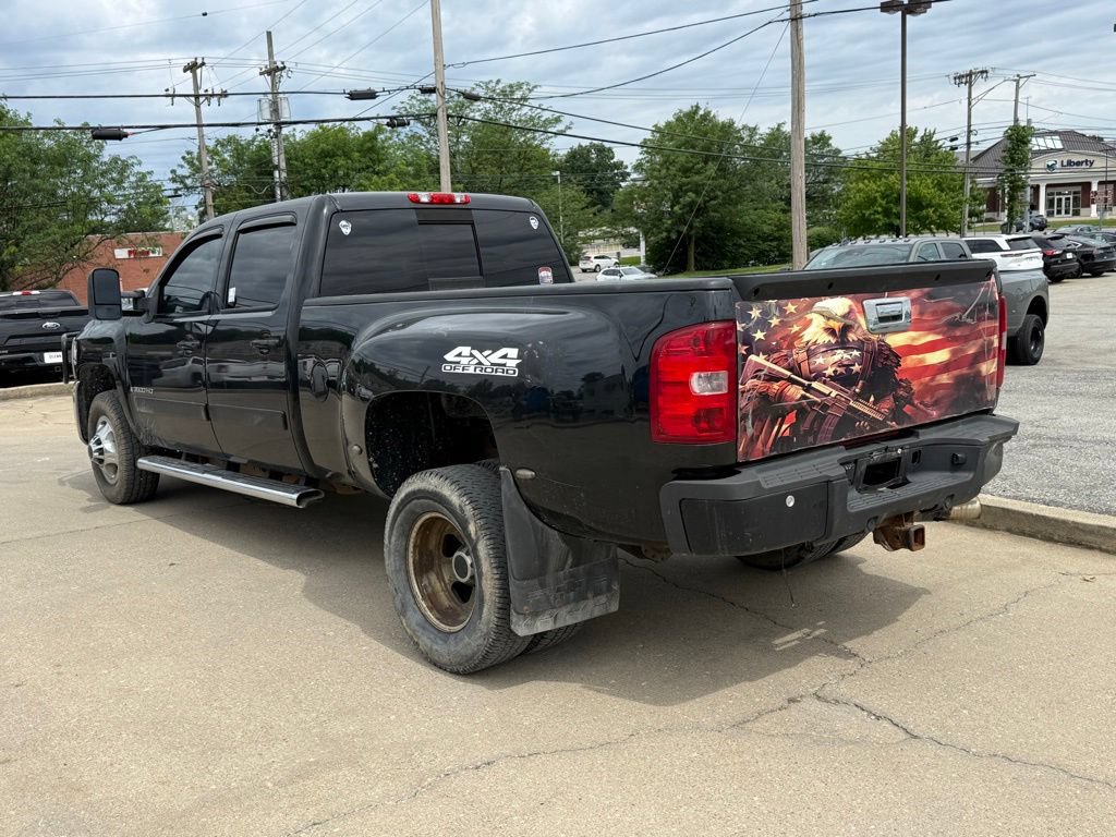 Used 2008 Chevrolet Silverado 3500 LTZ w/ EZ-Lift Tailgate Package AWD/4WD image 9