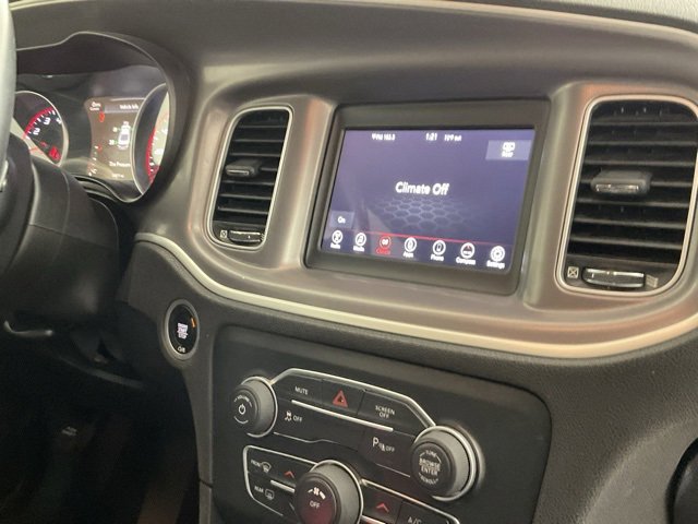 Used 2022 Dodge Charger SXT image 21