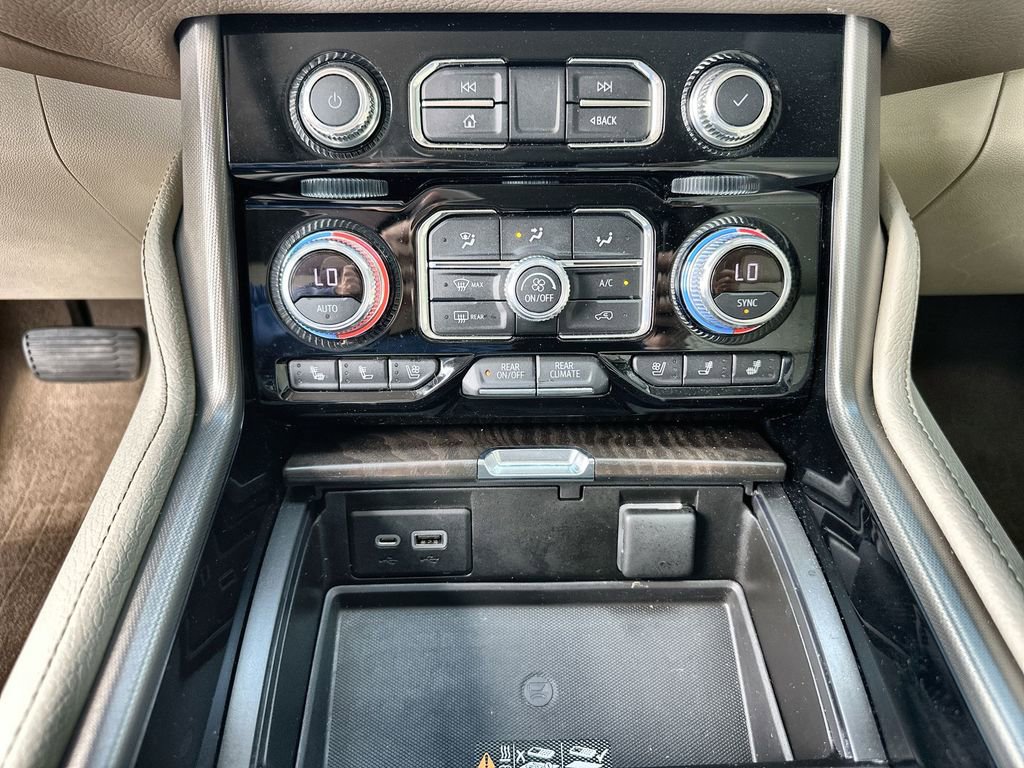 Certified 2021 GMC Yukon Denali w/ Denali Premium Package image 35