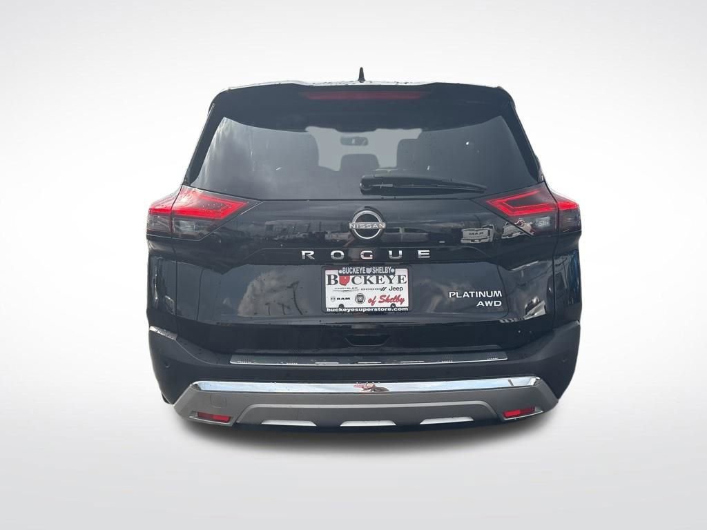 Used 2022 Nissan Rogue Platinum w/ Head-Up Display Package image 4