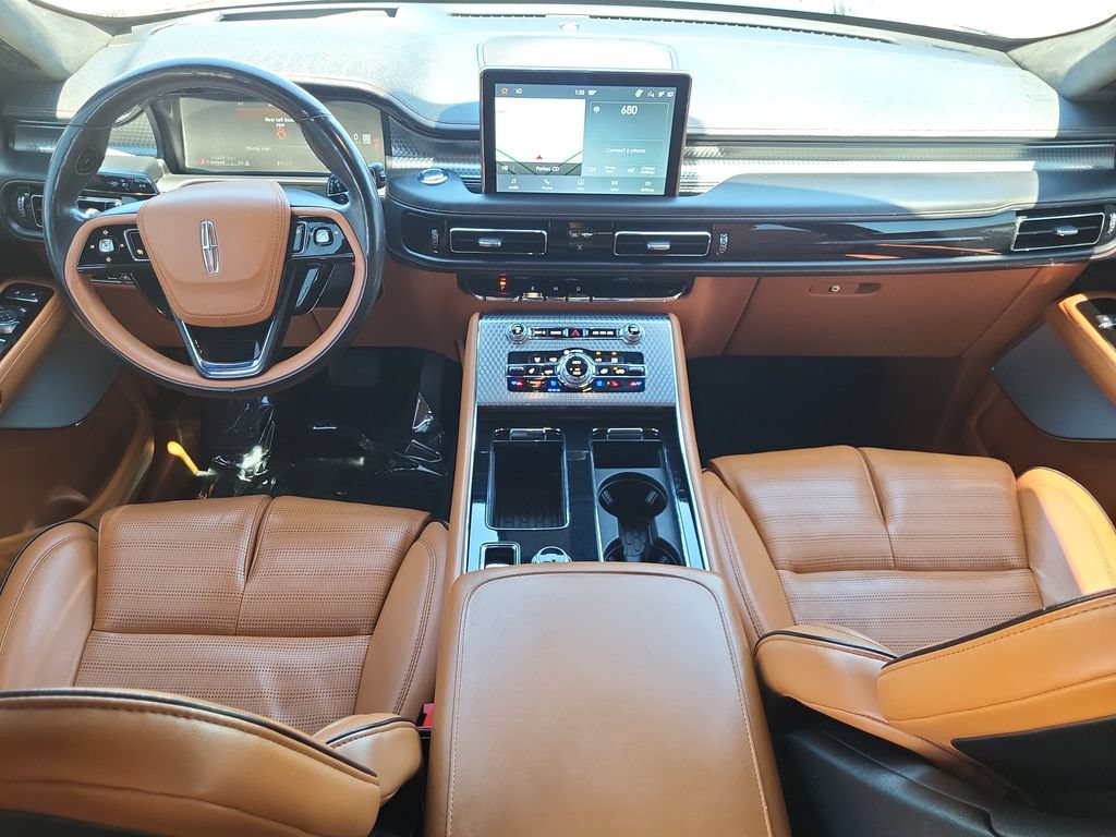 Used 2023 Lincoln Aviator Black Label Grand Touring AWD/4WD image 15
