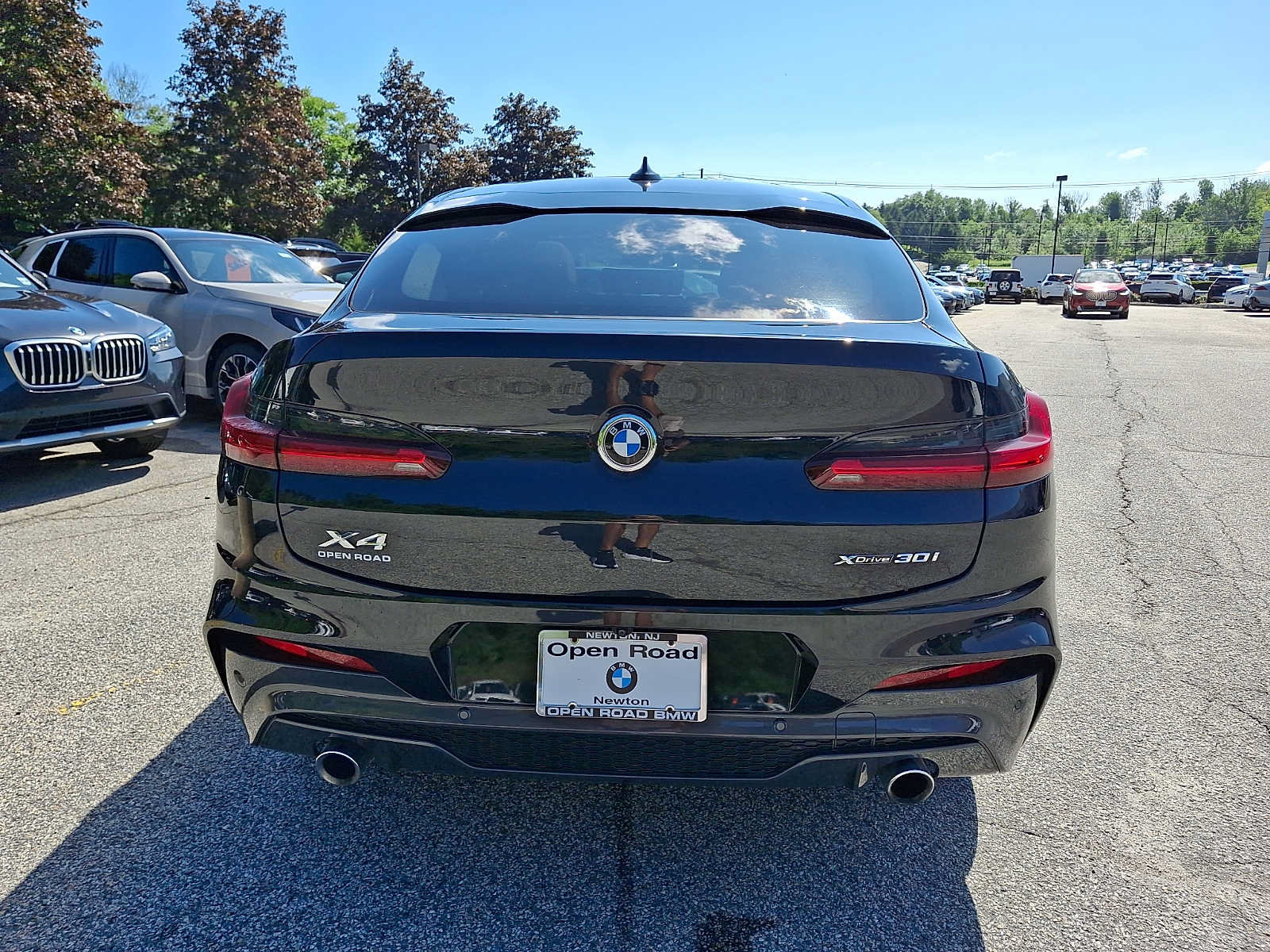 Used 2020 BMW X4 xDrive30i w/ M Sport Package 2 AWD/4WD image 5
