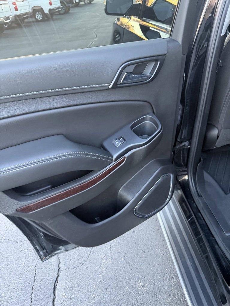 Used 2019 GMC Yukon SLT w/ HD Trailering Package image 10