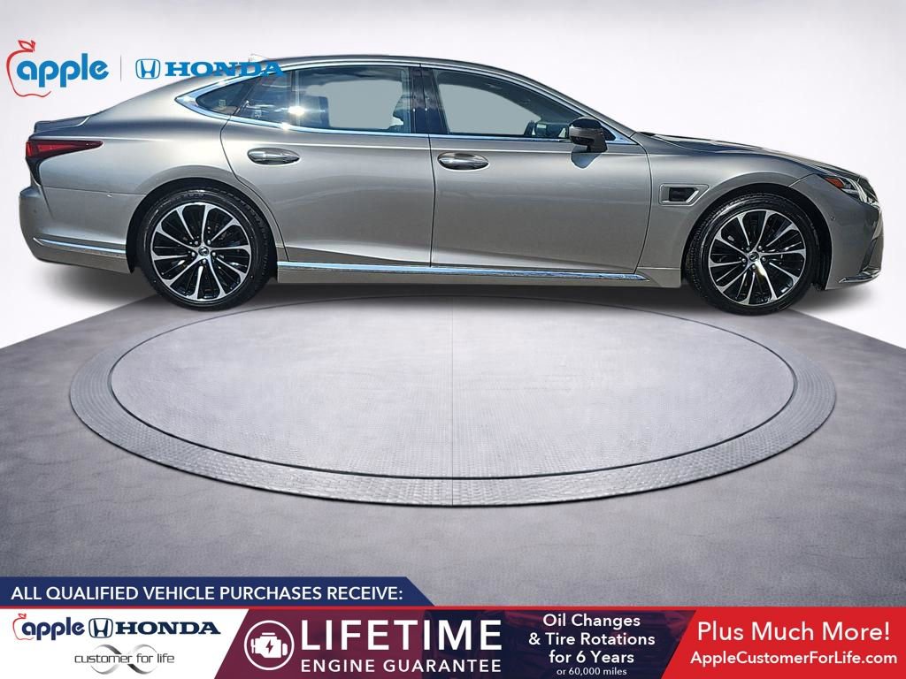 Used 2023 Lexus LS 500h AWD w/ Luxury Package image 4