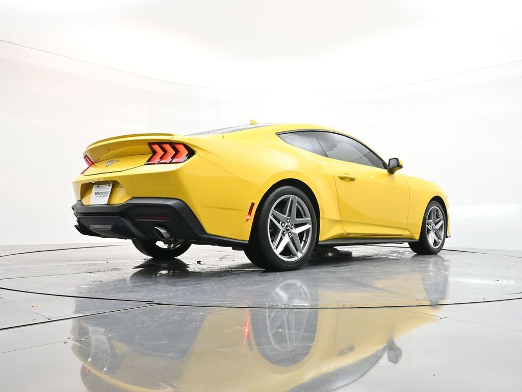 Used 2024 Ford Mustang Premium image 33