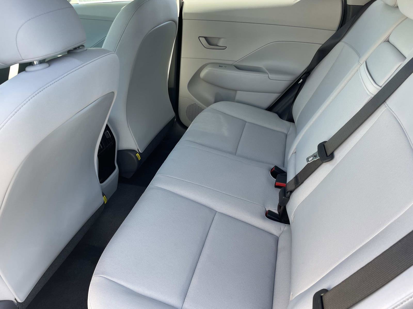 Certified 2025 Hyundai Kona SEL image 28