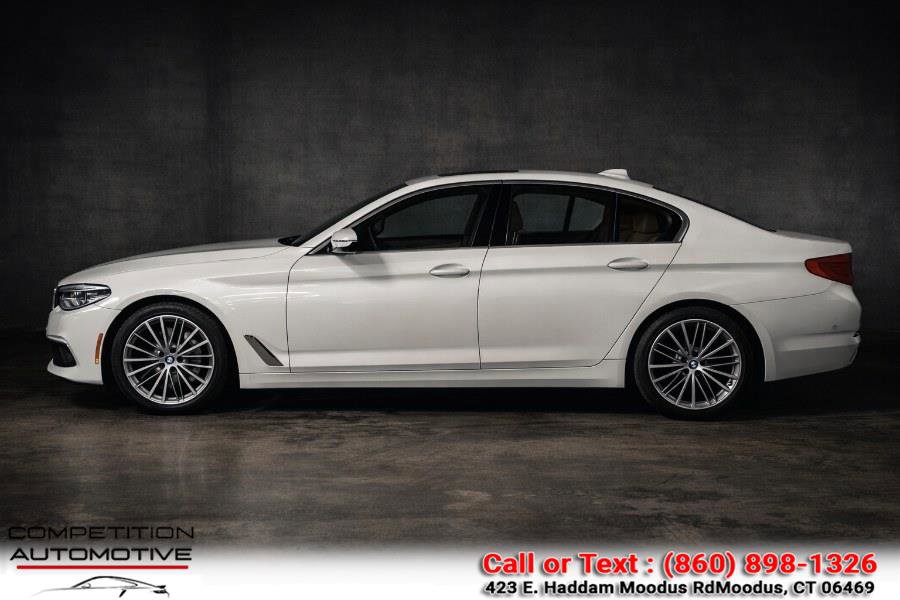 Used 2019 BMW 540i xDrive w/ Premium Package image 2