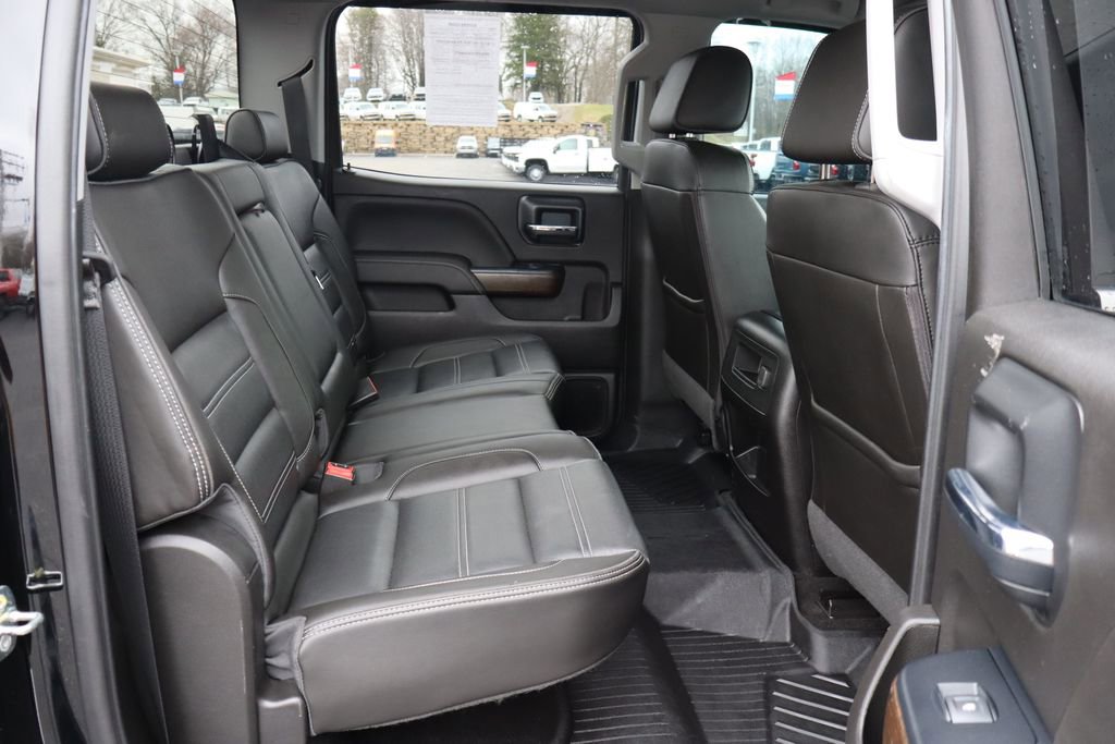 Used 2018 GMC Sierra 3500 Denali w/ Duramax Plus Package image 20