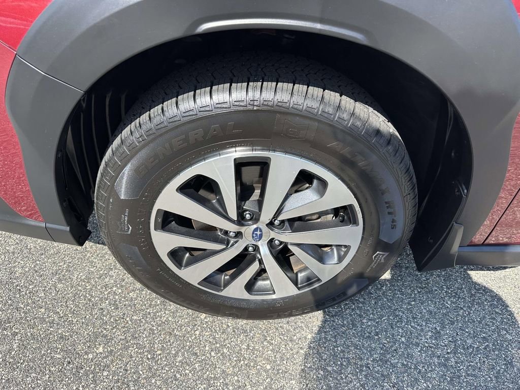 Certified 2023 Subaru Outback Premium AWD/4WD image 6