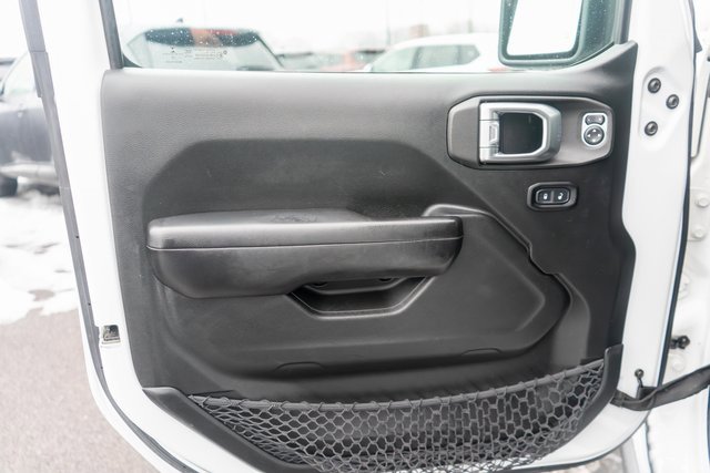 Used 2019 Jeep Wrangler Unlimited Rubicon image 18