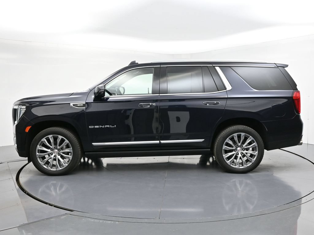 Used 2022 GMC Yukon Denali w/ Denali Premium Package AWD/4WD image 5