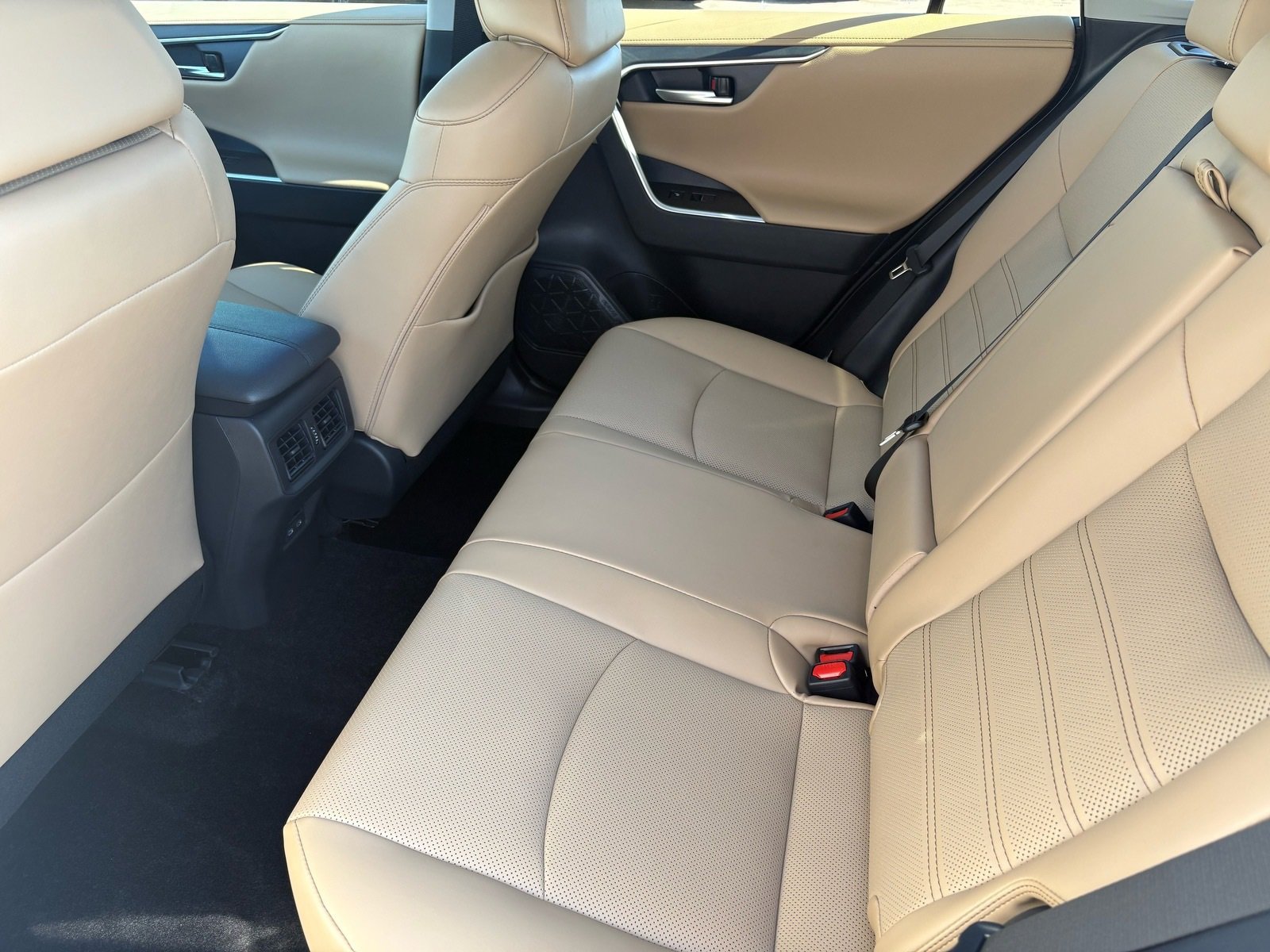 New 2025 Toyota RAV4 Limited w/ Advanced Technology Package image 13