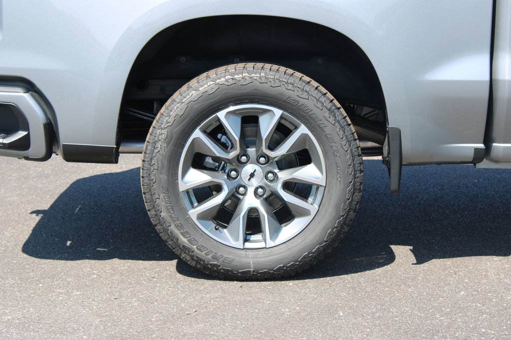 New 2026 Chevrolet Silverado 1500 RST w/ RST All Star Premium Package AWD/4WD image 13