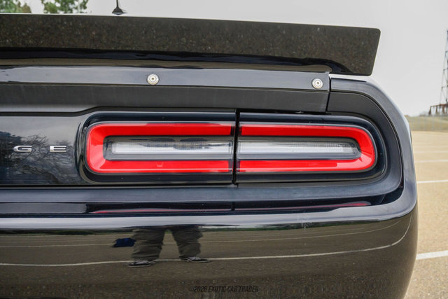 Used 2016 Dodge Challenger SRT Hellcat RWD image 85