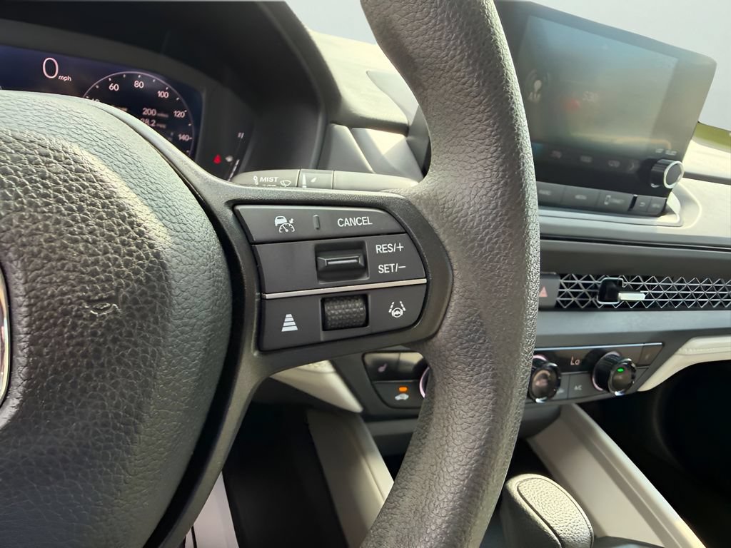 Used 2023 Honda Accord EX image 21