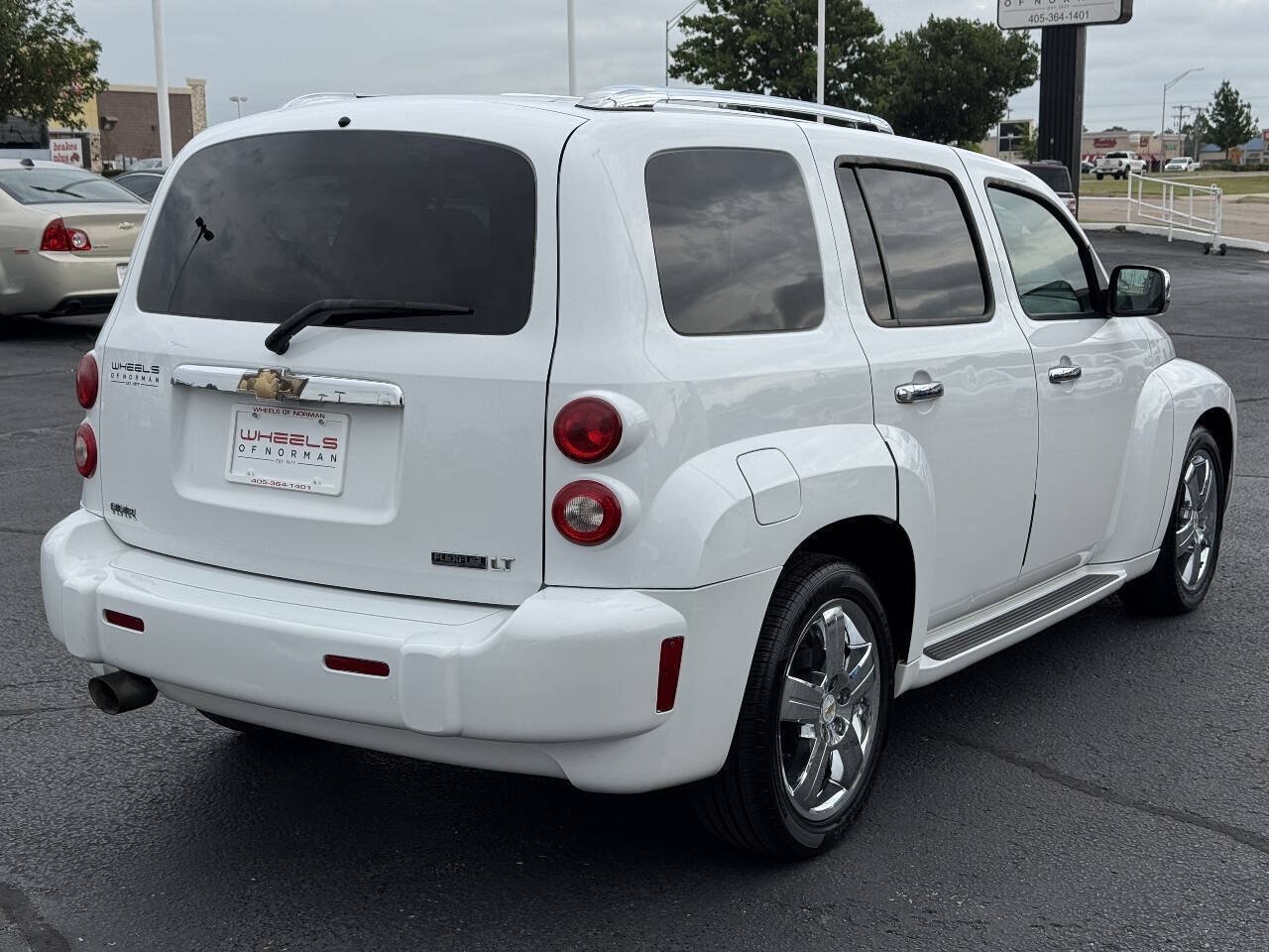 Used 2011 Chevrolet HHR LT w/ LT Preferred Equipment Group FWD image 5
