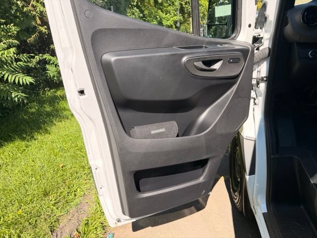 New 2026 Mercedes-Benz Sprinter 2500 image 11
