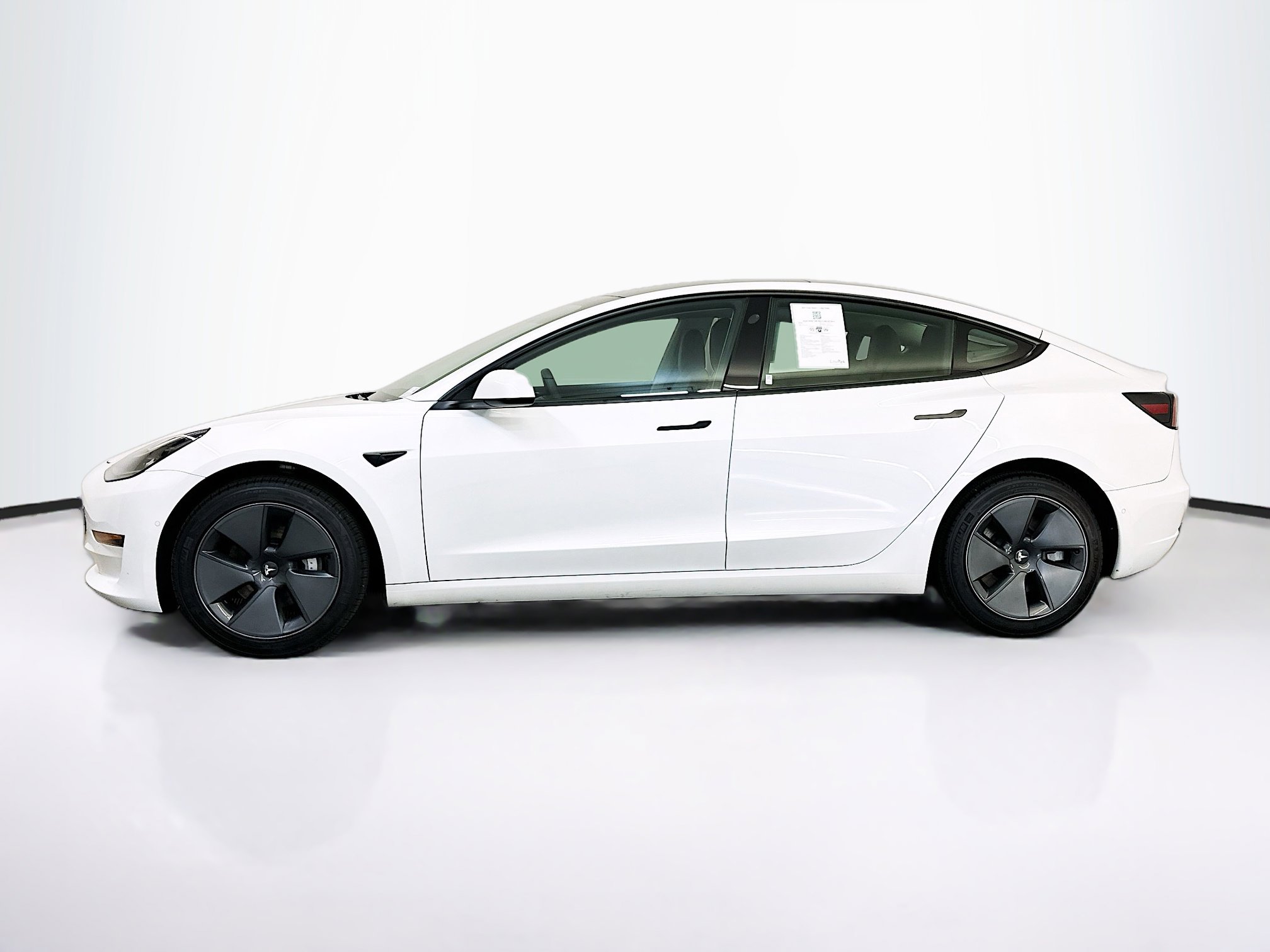 Used 2022 Tesla Model 3 Long Range image 4