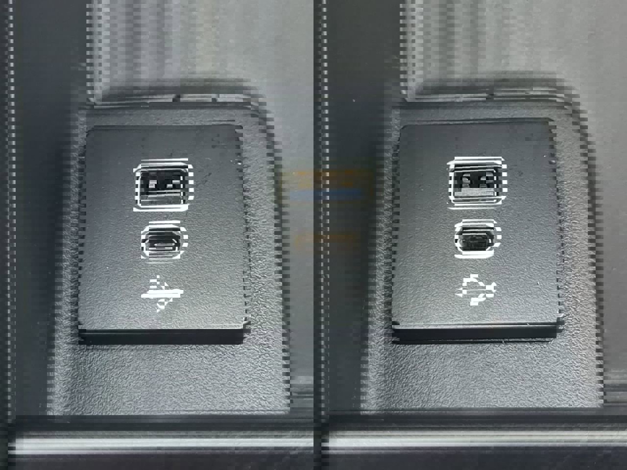 Certified 2025 Ford Expedition Max Platinum w/ Stealth Performance Package image 21