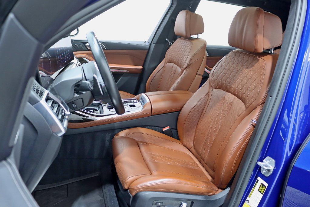 Used 2024 BMW X7 M60i w/ Executive Package AWD/4WD image 29