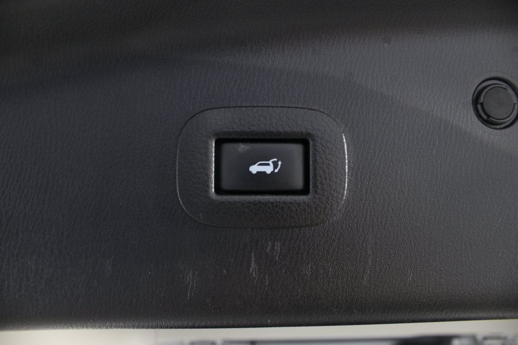 Used 2017 INFINITI QX80 4WD image 21