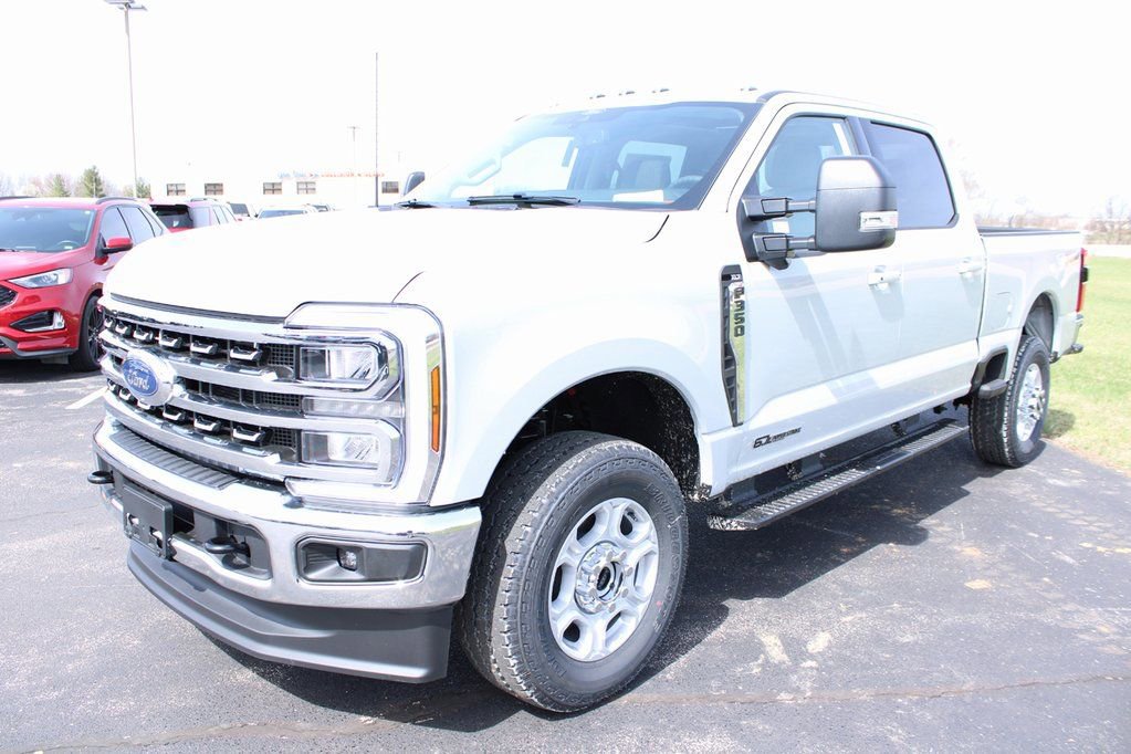 New 2026 Ford F350 XLT w/ XLT Premium Package image 3