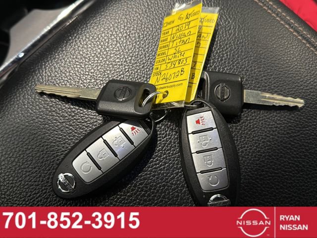 Certified 2019 Nissan Titan SL w/ Midnight Edition image 17