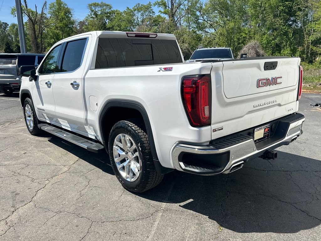 Used 2022 GMC Sierra 1500 SLT w/ SLT Premium Plus Package AWD/4WD image 8