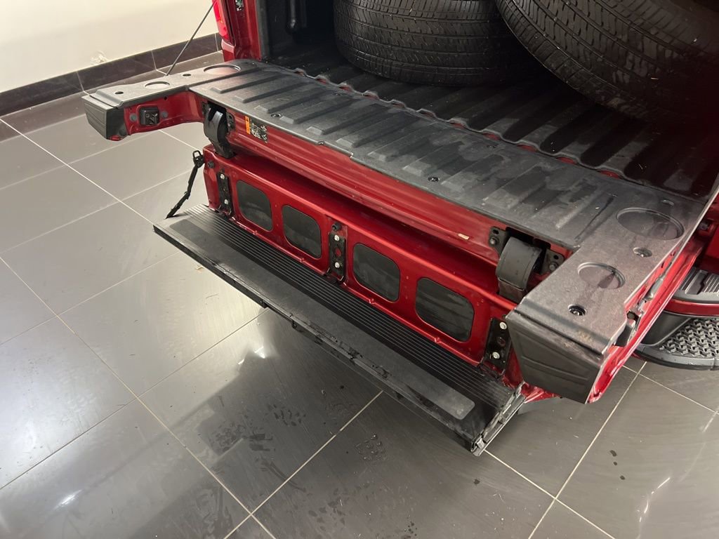 Used 2022 Chevrolet Silverado 1500 High Country w/ Technology Package image 40