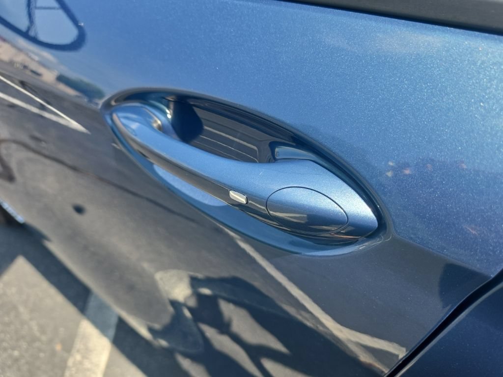 Certified 2025 Buick Envista Avenir FWD image 14