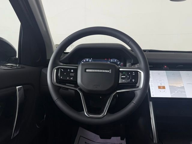 New 2025 Land Rover Discovery Sport S image 22