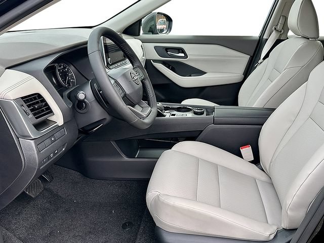 New 2026 Nissan Rogue Dark Armor AWD/4WD image 10