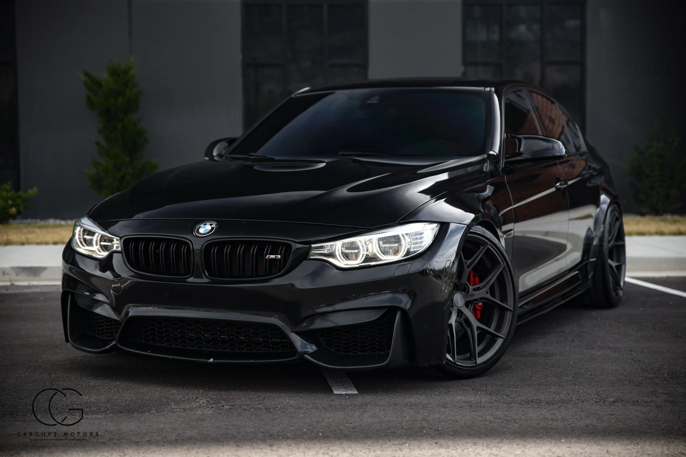 Used 2017 BMW M3 RWD image 2